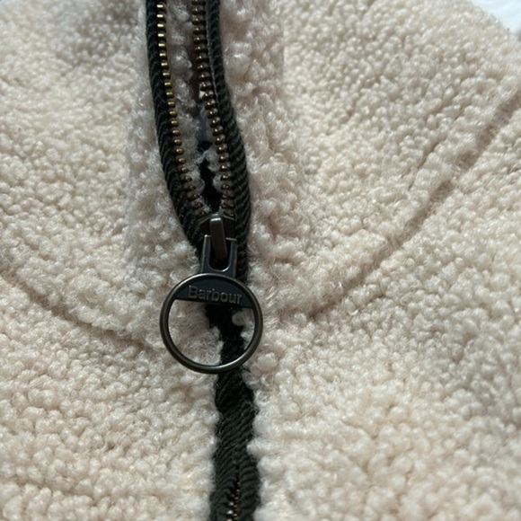 Barbour       popover fleece size 8 cream‎ color olive green accents - Picture 6 of 11